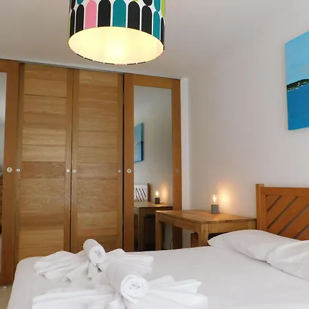 Apartment Charming 2-bedroom 